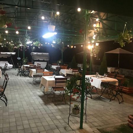 Hotel Iasicon Lacu Rosu Εξωτερικό φωτογραφία